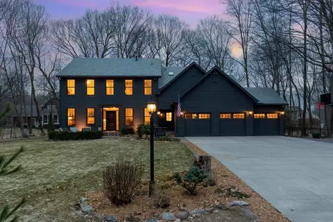 17259 Candlewood Pkwy, Eden Prairie, MN 55347