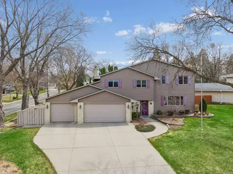 11513 Ravoux Ave, Burnsville, MN 55337