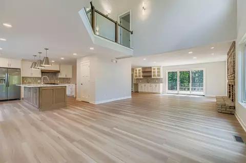 6711 Vernon Ave S, Edina, MN 55436