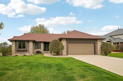 16118 Harvard Ct, Lakeville, MN 55044