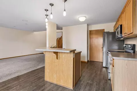 Kitchen - 1715 Talon Trl, Eagan, MN 55122 photo 1 of 4