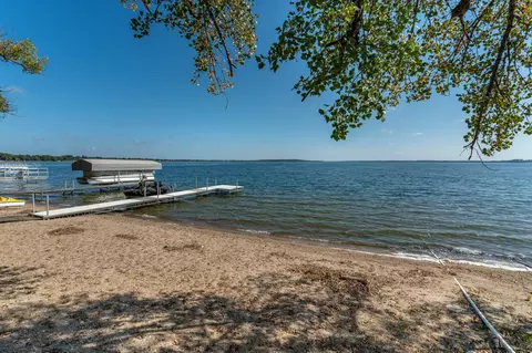 707 Lake Shore Dr, Battle Lake, MN 56515