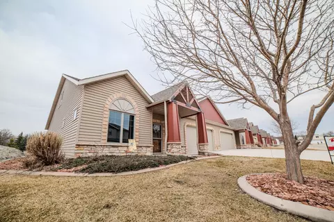 412 19th Ave W #G, West Fargo, ND 58078