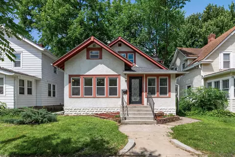 2923 Russell Ave N, Minneapolis, MN 55411