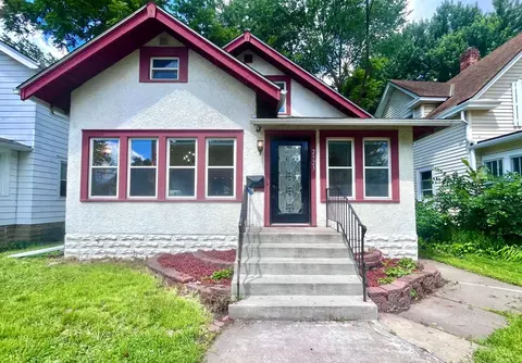 2923 Russell Ave N, Minneapolis, MN 55411