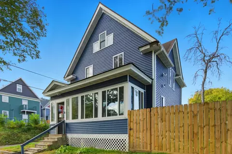 1815 Hillside Ave N, Minneapolis, MN 55411