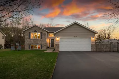 18725 Embers Ave, Farmington, MN 55024