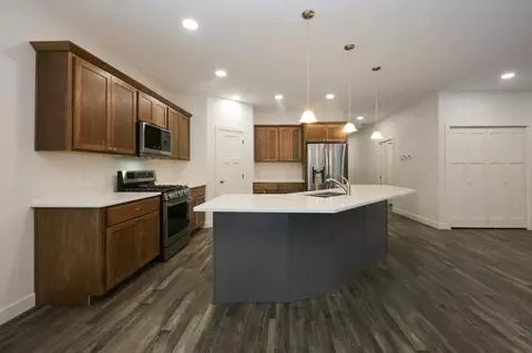 Kitchen - 4680 Cedar Scenic Rd, Baxter, MN 56425 photo 3 of 13