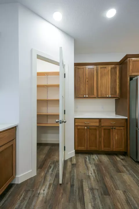 Kitchen - 4680 Cedar Scenic Rd, Baxter, MN 56425 photo 13 of 13