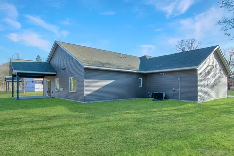 Exterior - 4680 Cedar Scenic Rd, Baxter, MN 56425 photo 6 of 6