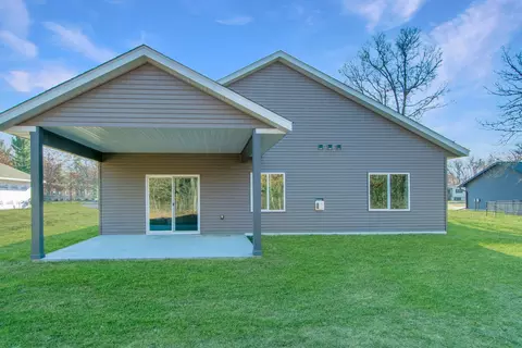Exterior - 4680 Cedar Scenic Rd, Baxter, MN 56425 photo 5 of 6