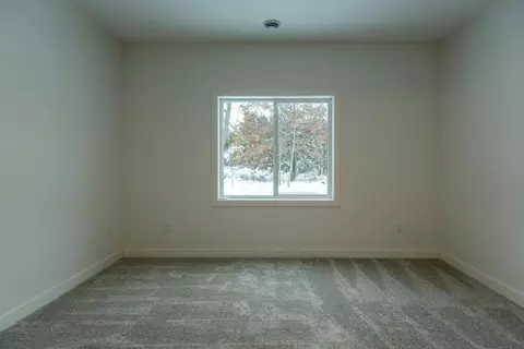 Bedroom - 4680 Cedar Scenic Rd, Baxter, MN 56425 photo 2 of 6