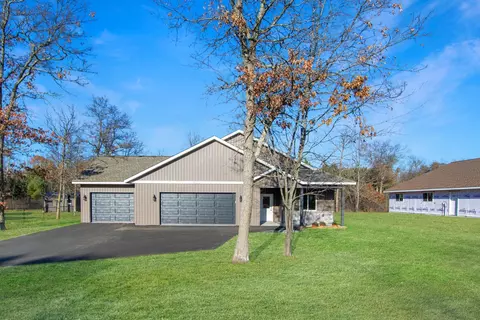 4680 Cedar Scenic Rd, Baxter, MN 56425