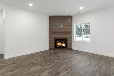 Living - 4680 Cedar Scenic Rd, Baxter, MN 56425 photo 6 of 6