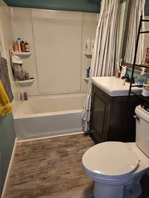 Bath - 611 11th St SW, Willmar, MN 56201 photo 1 of 1