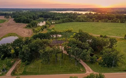 24416 95th St NW, Sunburg, MN 56289