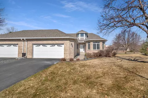 10408 Eagle Pointe Trl, Woodbury, MN 55129