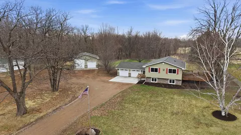 8285 Birchview Rd, Grasston, MN 55030
