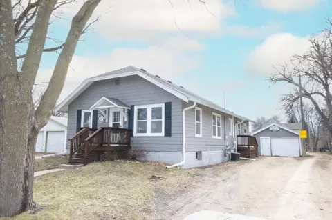 303 Grove St SE, Mapleton, MN 56065