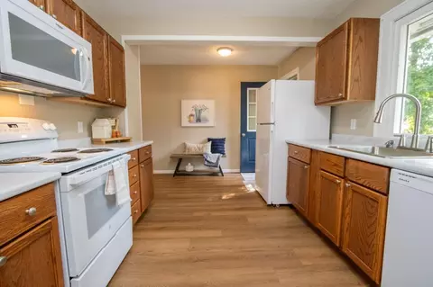 Kitchen - 303 Grove St SE, Mapleton, MN 56065 photo 1 of 4