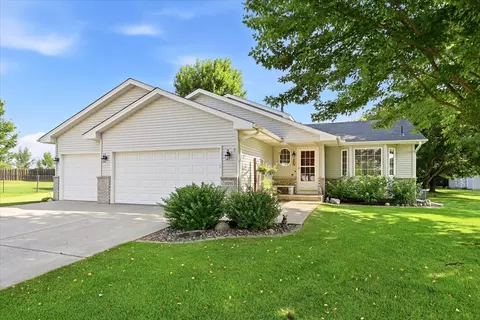 14090 Goldeneye Ct, Rogers, MN 55374