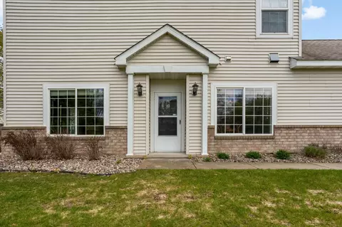 7407 Derby Ln, Shakopee, MN 55379