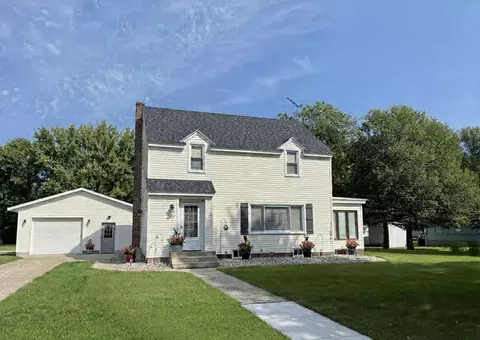 605 W Alden St, Arlington, MN 55307