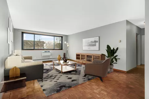 1912 Dupont Ave S #405, Minneapolis, MN 55403