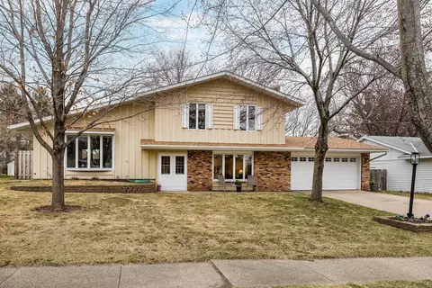 14150 Garrett Ave, Apple Valley, MN 55124