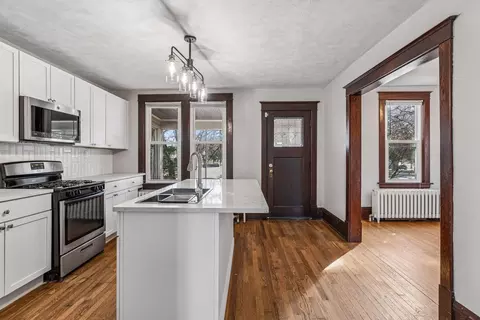 1529 Dale St N, Saint Paul, MN 55117