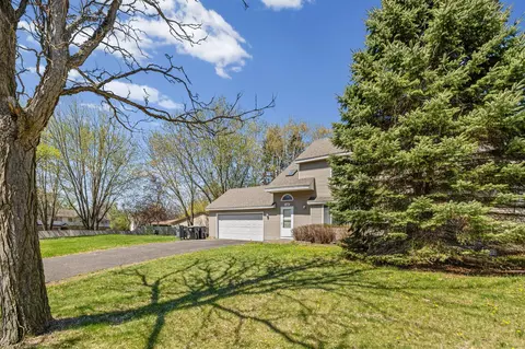 1623 106th Ave NW, Coon Rapids, MN 55433