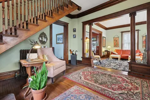 Entry Way - 401 5th Ave S, Saint Cloud, MN 56301 photo 2 of 5