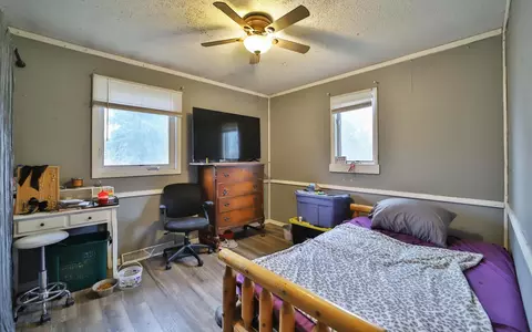Bedroom - 633 3rd St N, Pine River, MN 56474 photo 4 of 8