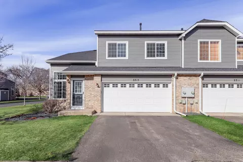 8813 Hastings Cir NE, Blaine, MN 55449