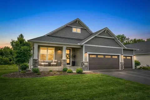 1446 Lee Cir, Hudson, WI 54016