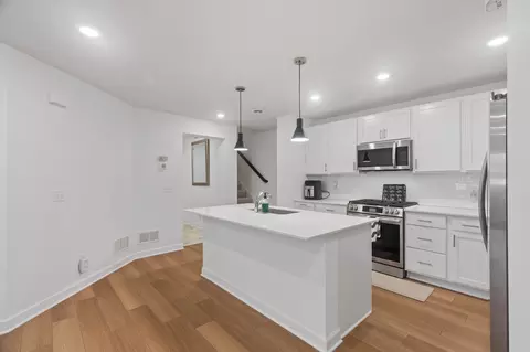 3040 Cedar St, Little Canada, MN 55117