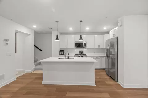 3040 Cedar St, Little Canada, MN 55117