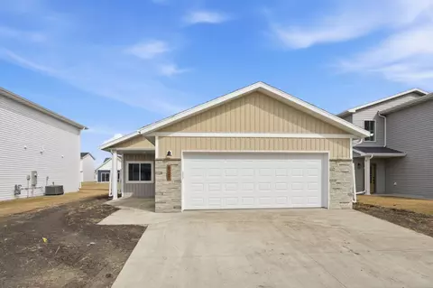 6267 87 Ave S, Horace, ND 58047