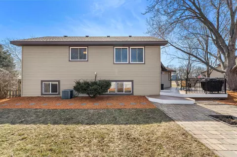 11009 Rhode Island Cir N, Champlin, MN 55316 photo 32