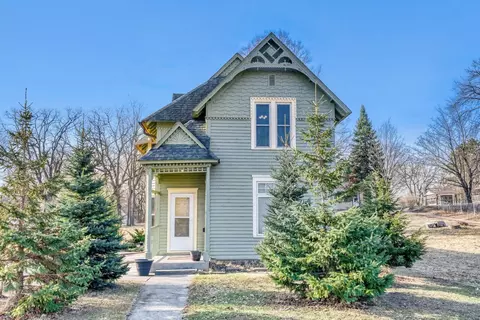 436 Park St, Anoka, MN 55303