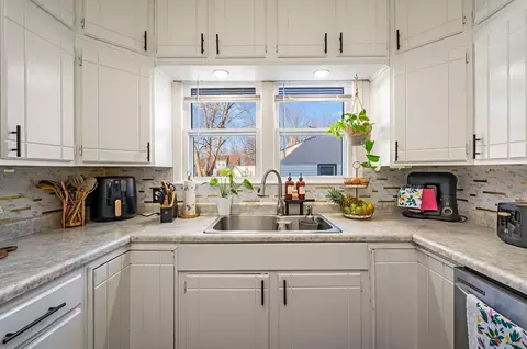Kitchen - 1452 5th Ave, Windom, MN 56101 photo 3 of 3