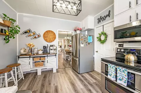 Kitchen - 1452 5th Ave, Windom, MN 56101 photo 2 of 3