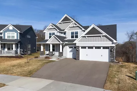 6373 Apple Ct, Inver Grove Heights, MN 55077