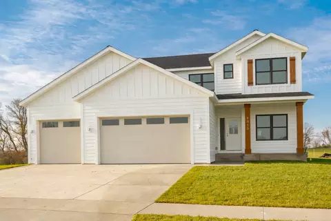 3435 Stonehedge Dr NE, Rochester, MN 55906
