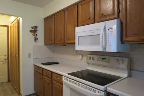 Kitchen - 904 3rd St N #9, Cold Spring, MN 56320 photo 2 of 3