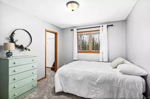 Bedroom - 114 Pine Ridge Rd, Esko, MN 55733 photo 3 of 8