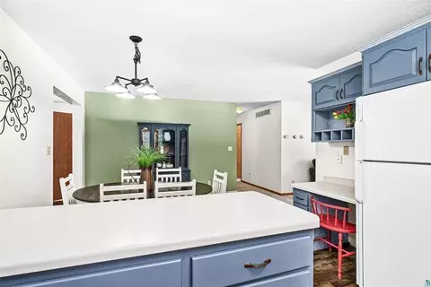 Kitchen - 114 Pine Ridge Rd, Esko, MN 55733 photo 3 of 4