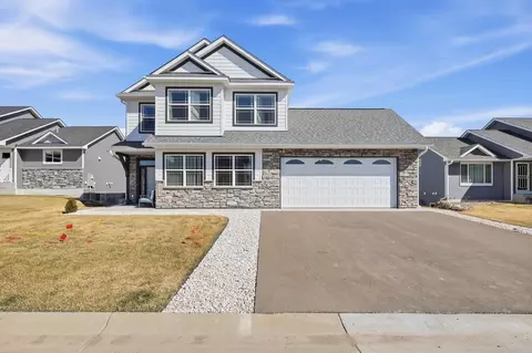 9934 14th Cir NE, Saint Michael, MN 55376