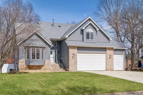 1697 120th Ln NE, Blaine, MN 55449