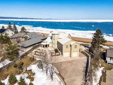 4202 Minnesota Ave, Duluth, MN 55802